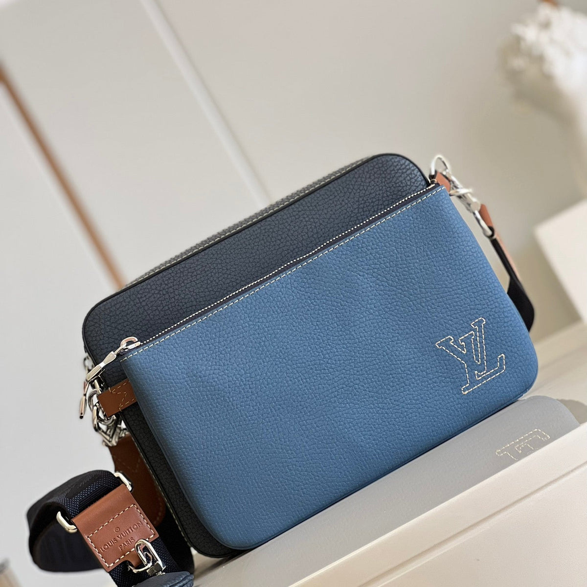 Elite Carryalls