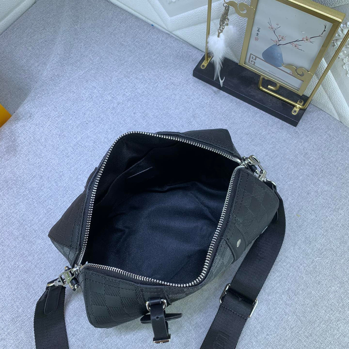 Elite Carryalls