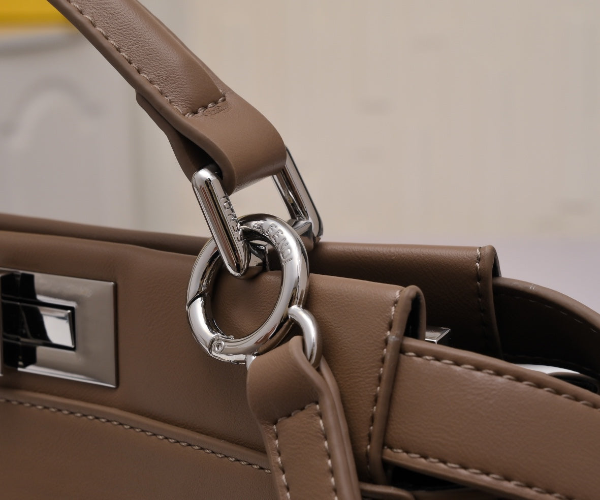 Elite Carryalls