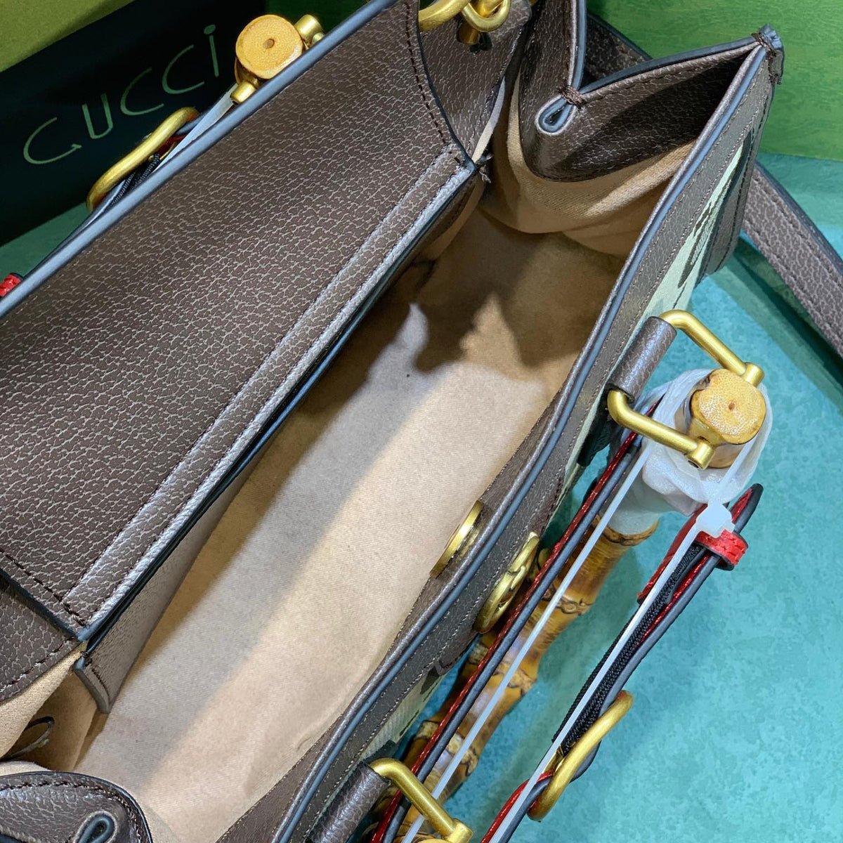 Elite Carryalls