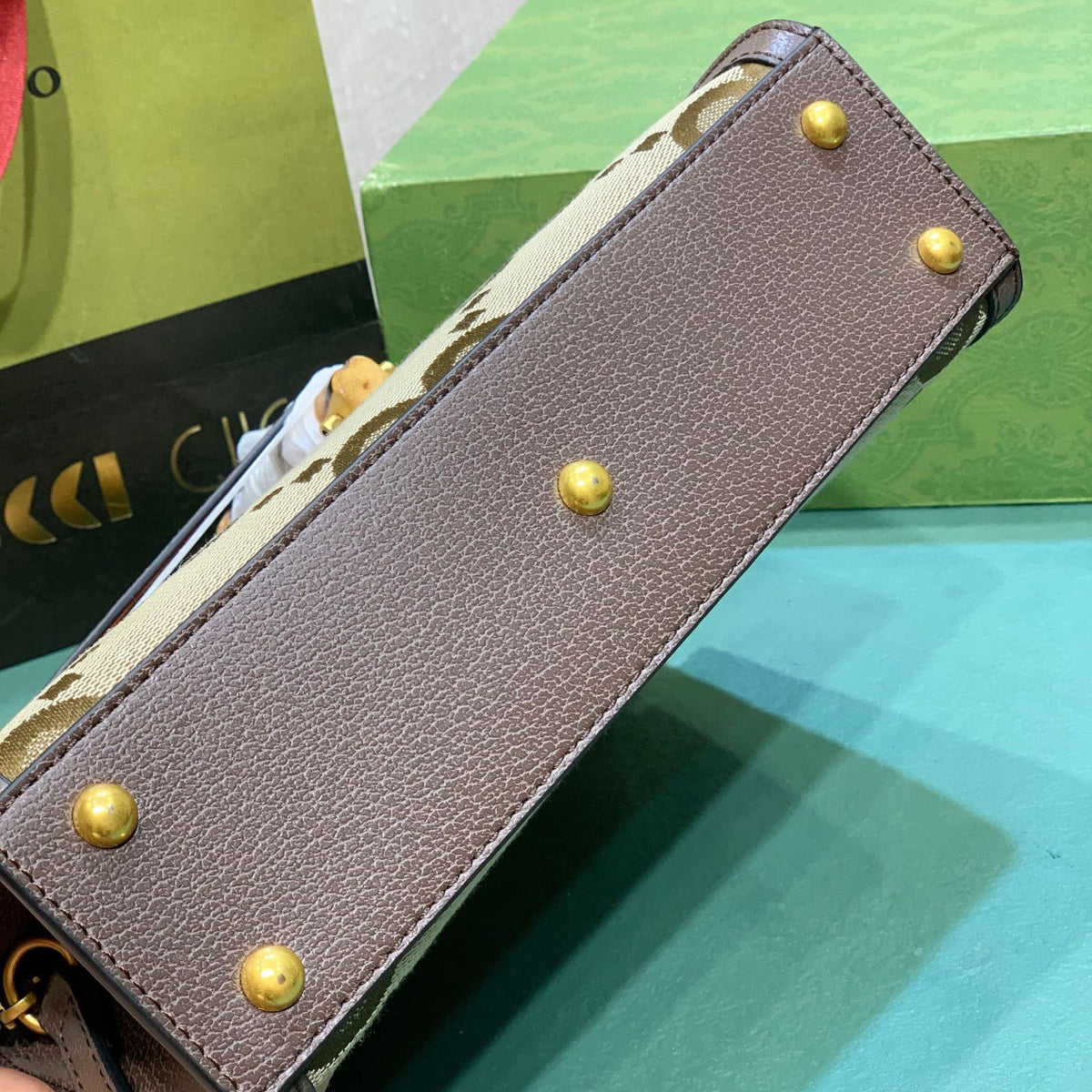 Elite Carryalls