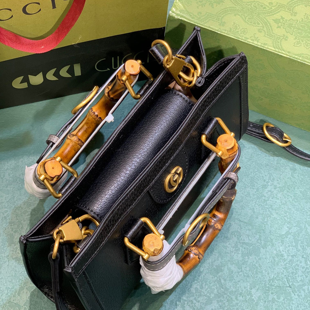 Elite Carryalls