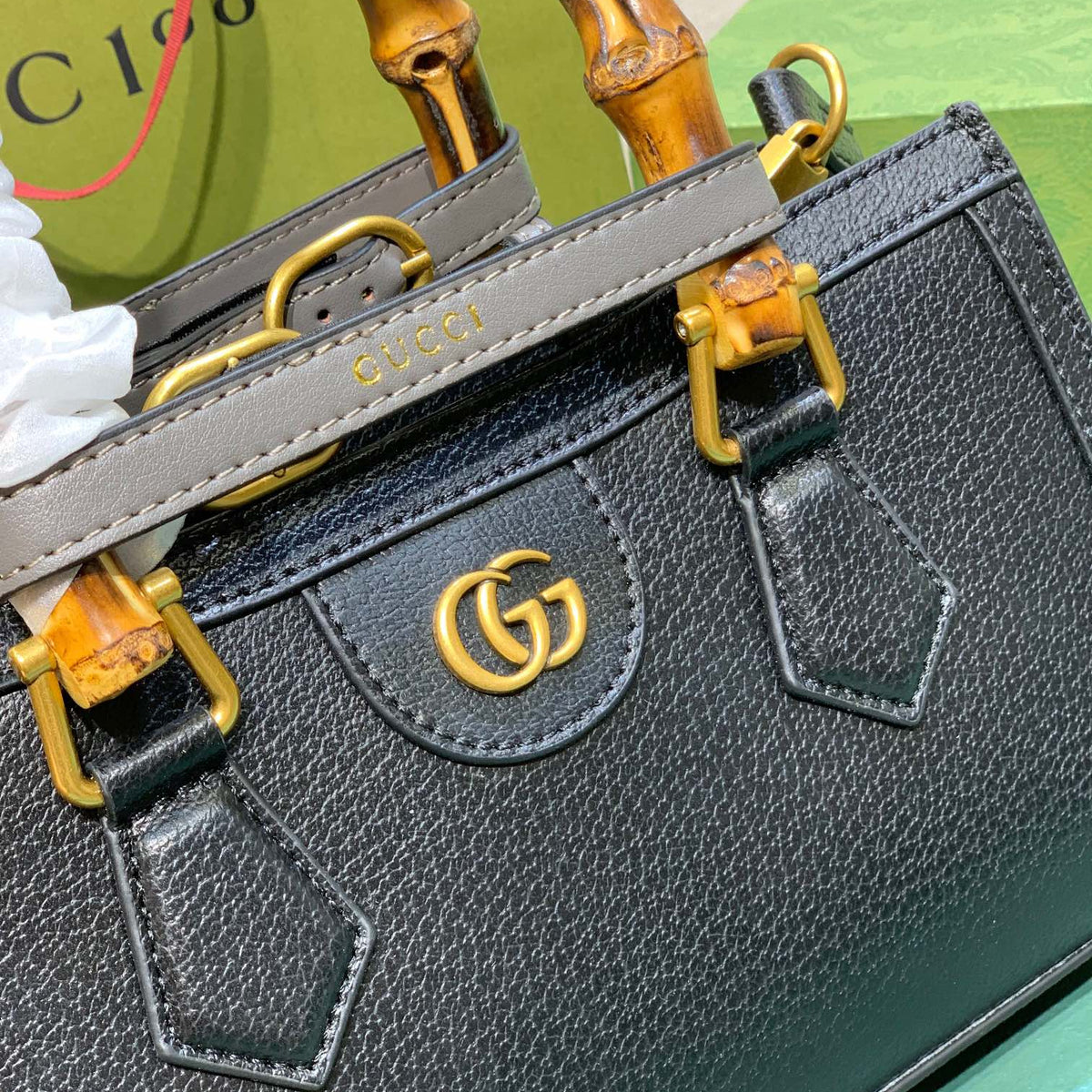 Elite Carryalls