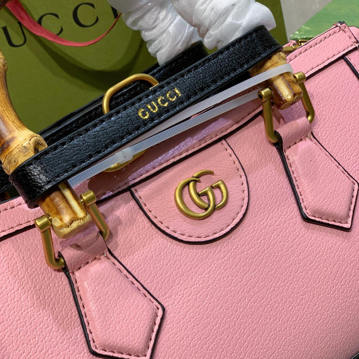 Elite Carryalls