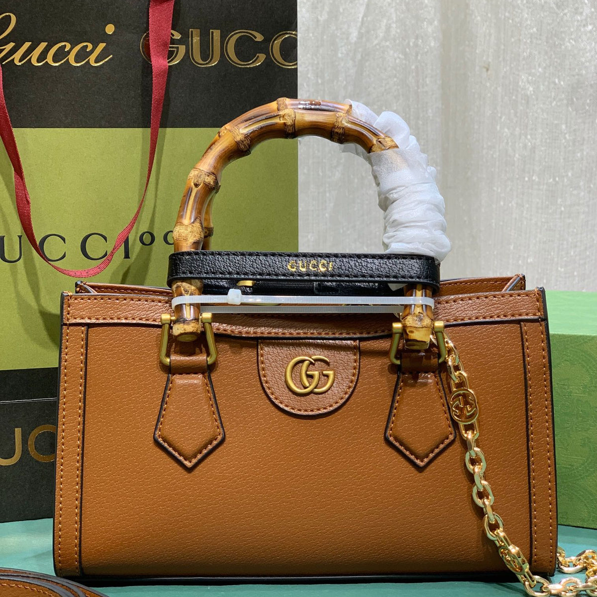 Elite Carryalls
