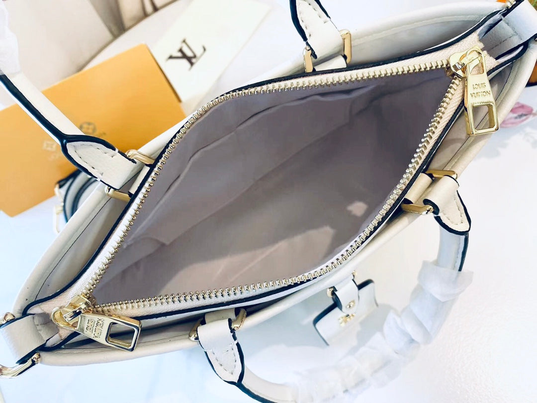 Elite Carryalls