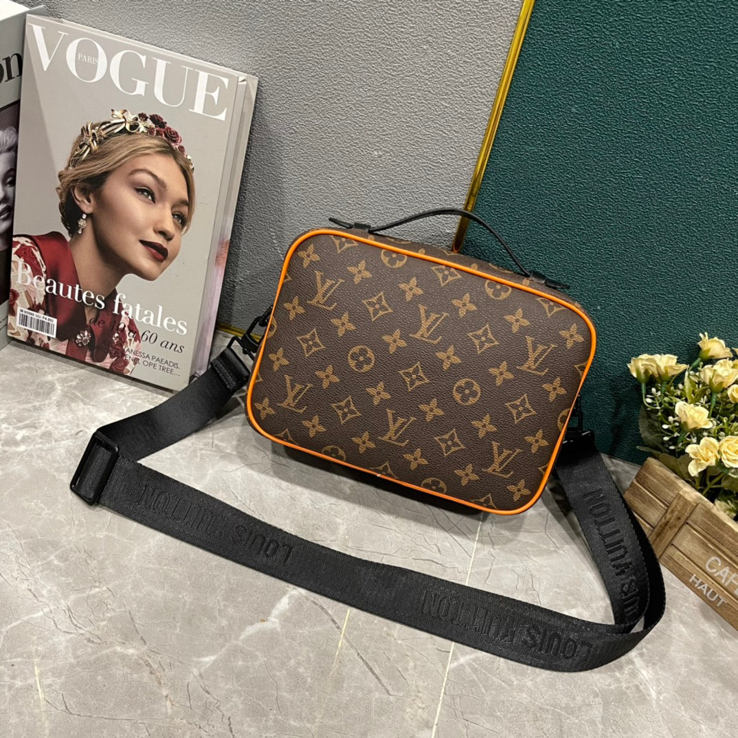 Elite Carryalls
