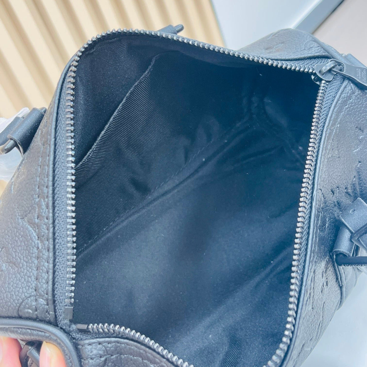 Elite Carryalls