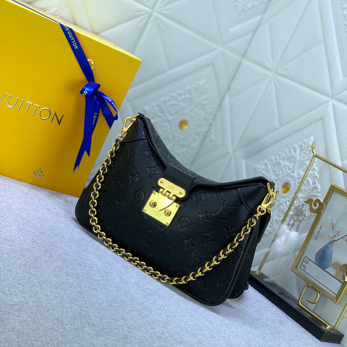 Elite Carryalls