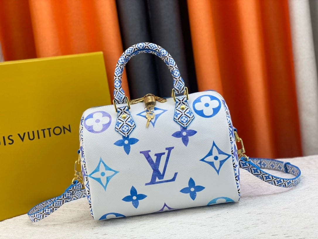 Elite Carryalls