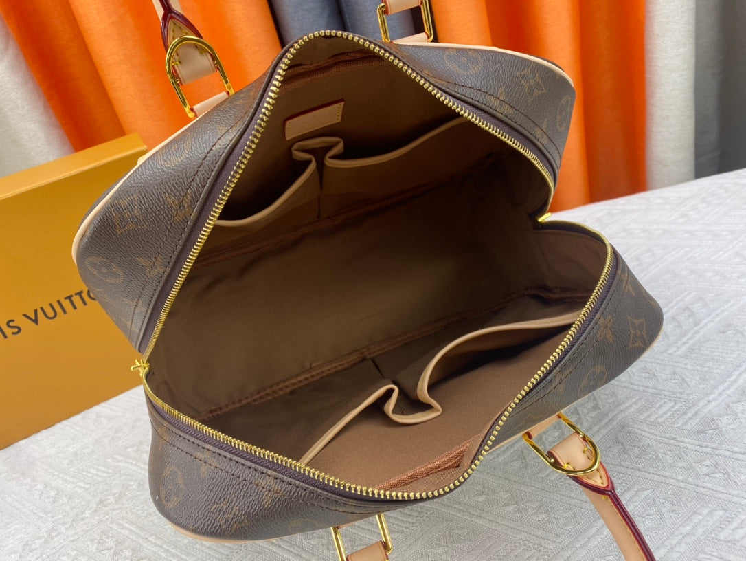 Elite Carryalls
