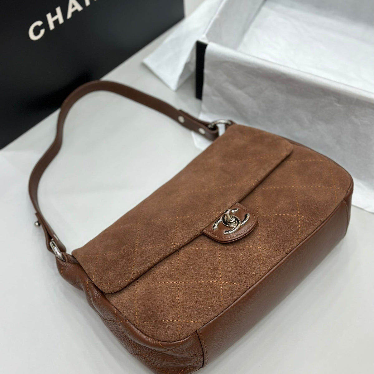 Elite Carryalls