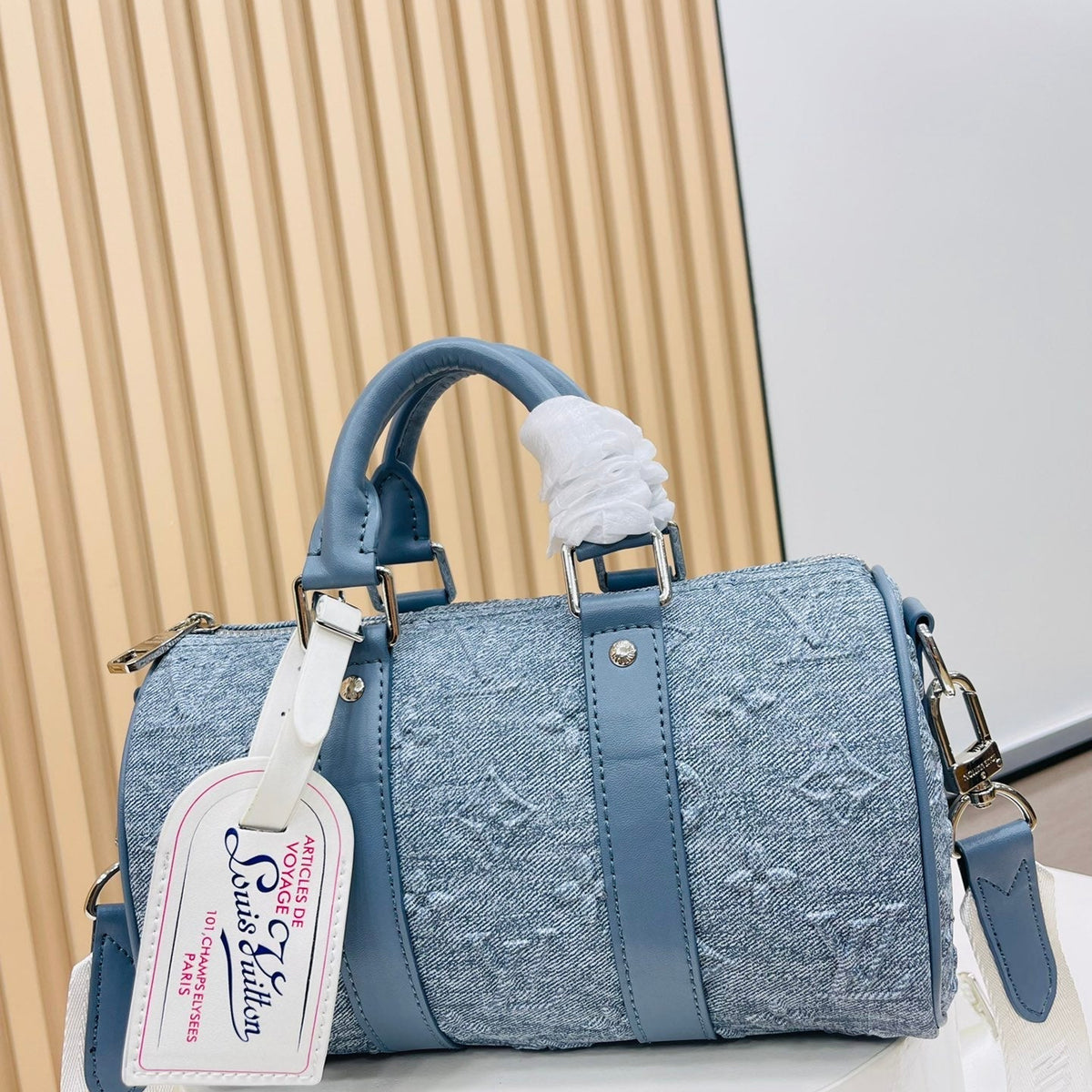 Elite Carryalls