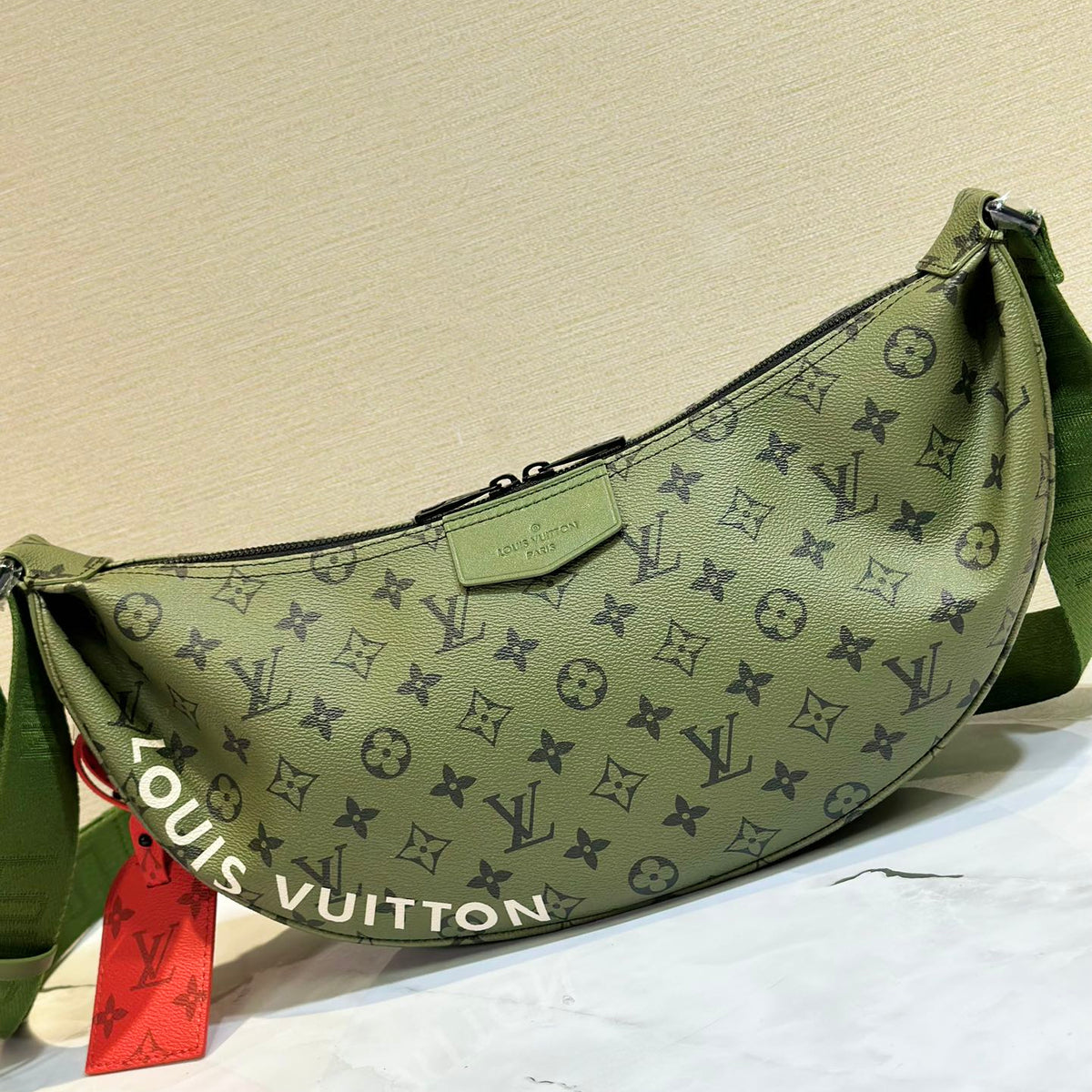 Elite Carryalls