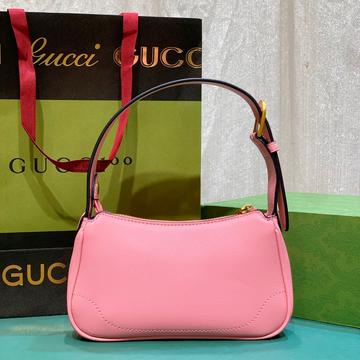 Elite Carryalls