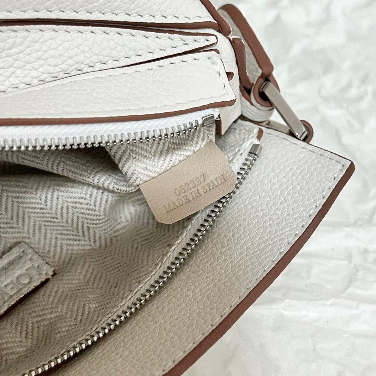 LOEW MINI PUZZLE EDGE BAG