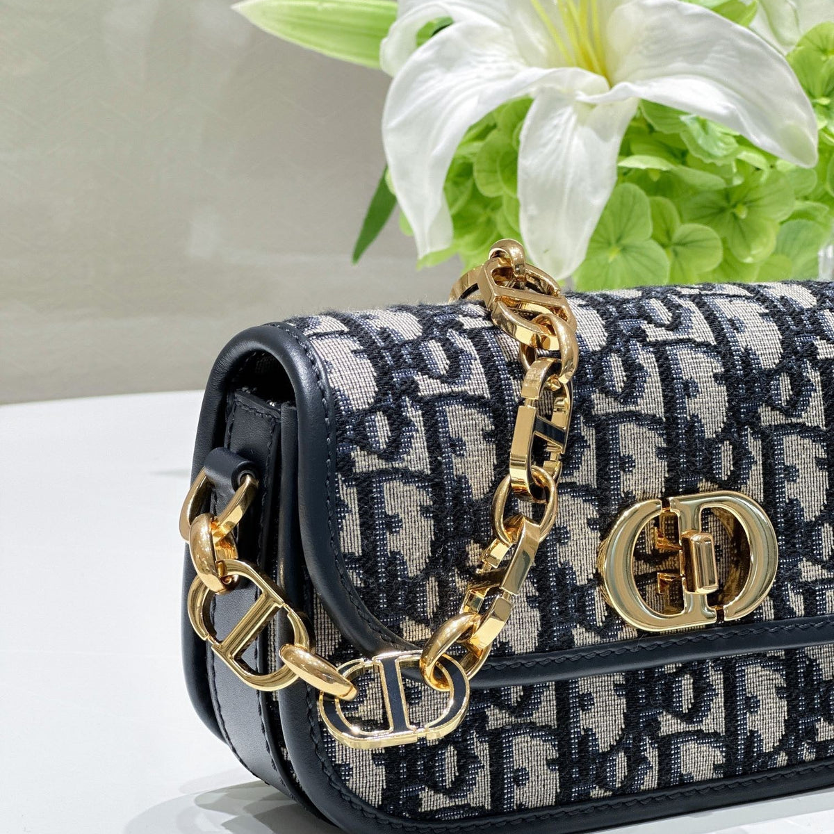 CD SMALL 30 MONTAIGNE AVENUE BAG
