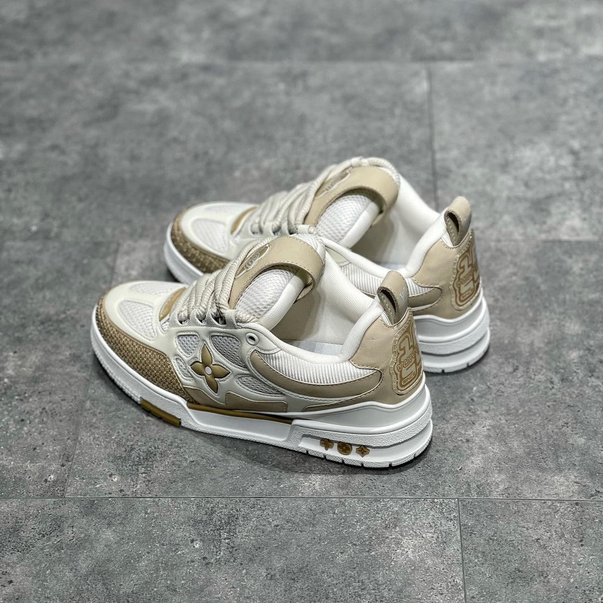 LOU TRAINERS