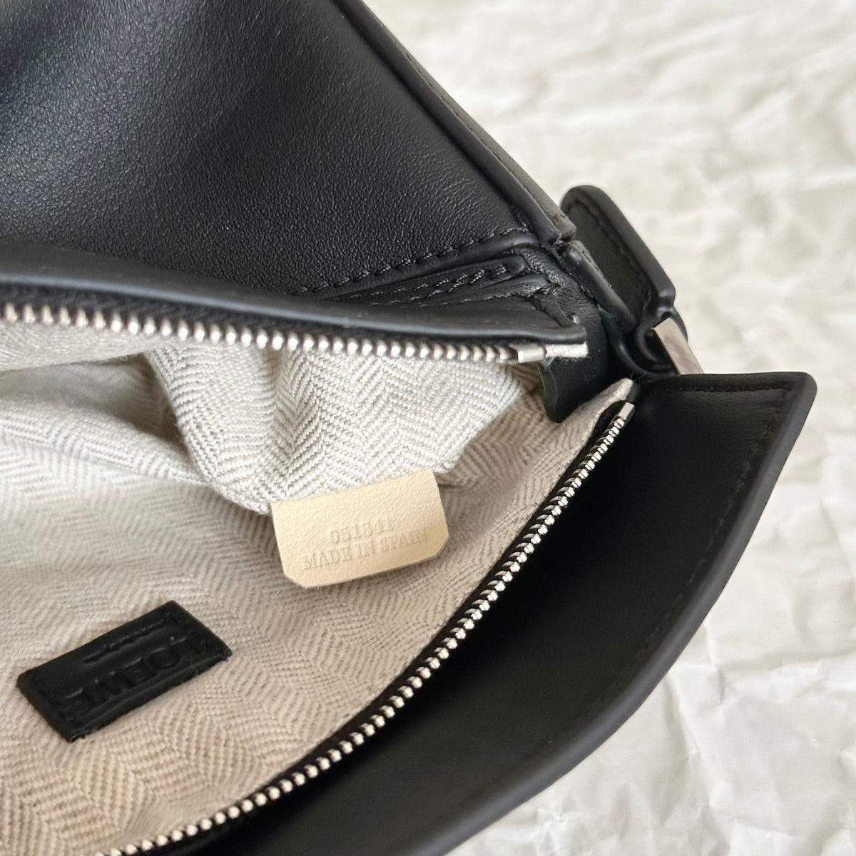 LOEW MINI PUZZLE EDGE BAG