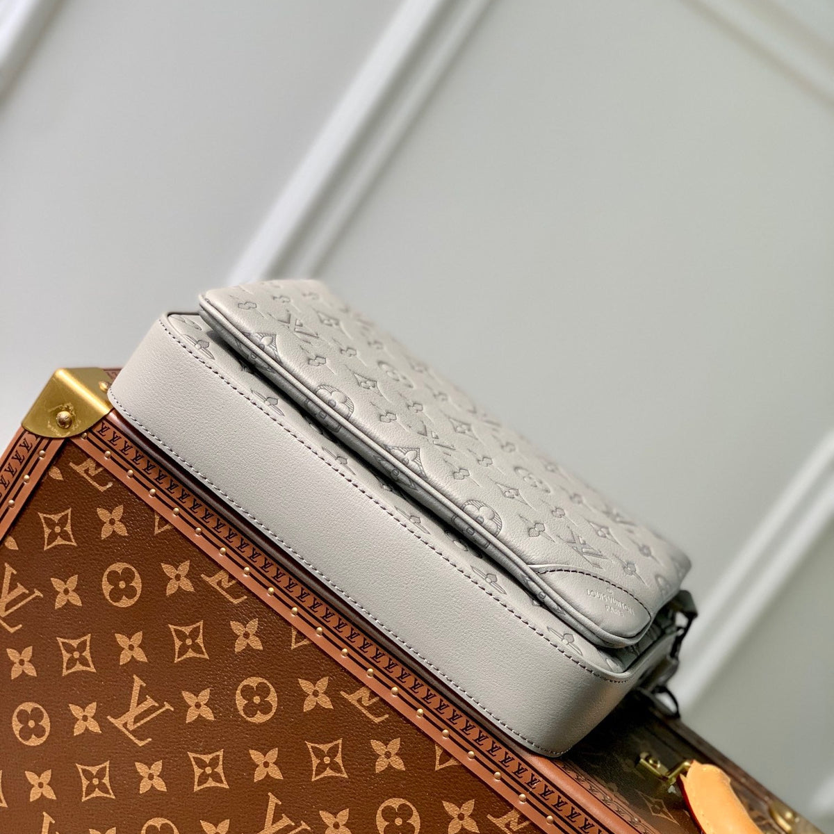 LOU TRIO MESSENGER BAG