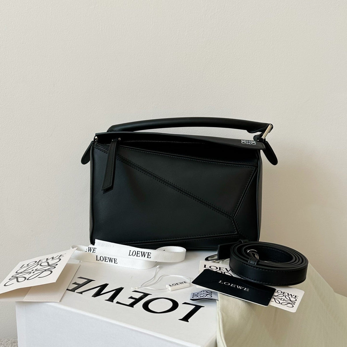 LOEW SMALL PUZZLE EDGE BAG