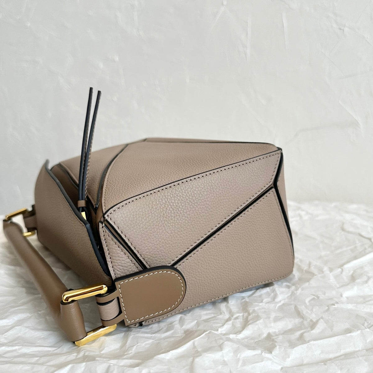 LOEW SMALL PUZZLE EDGE BAG