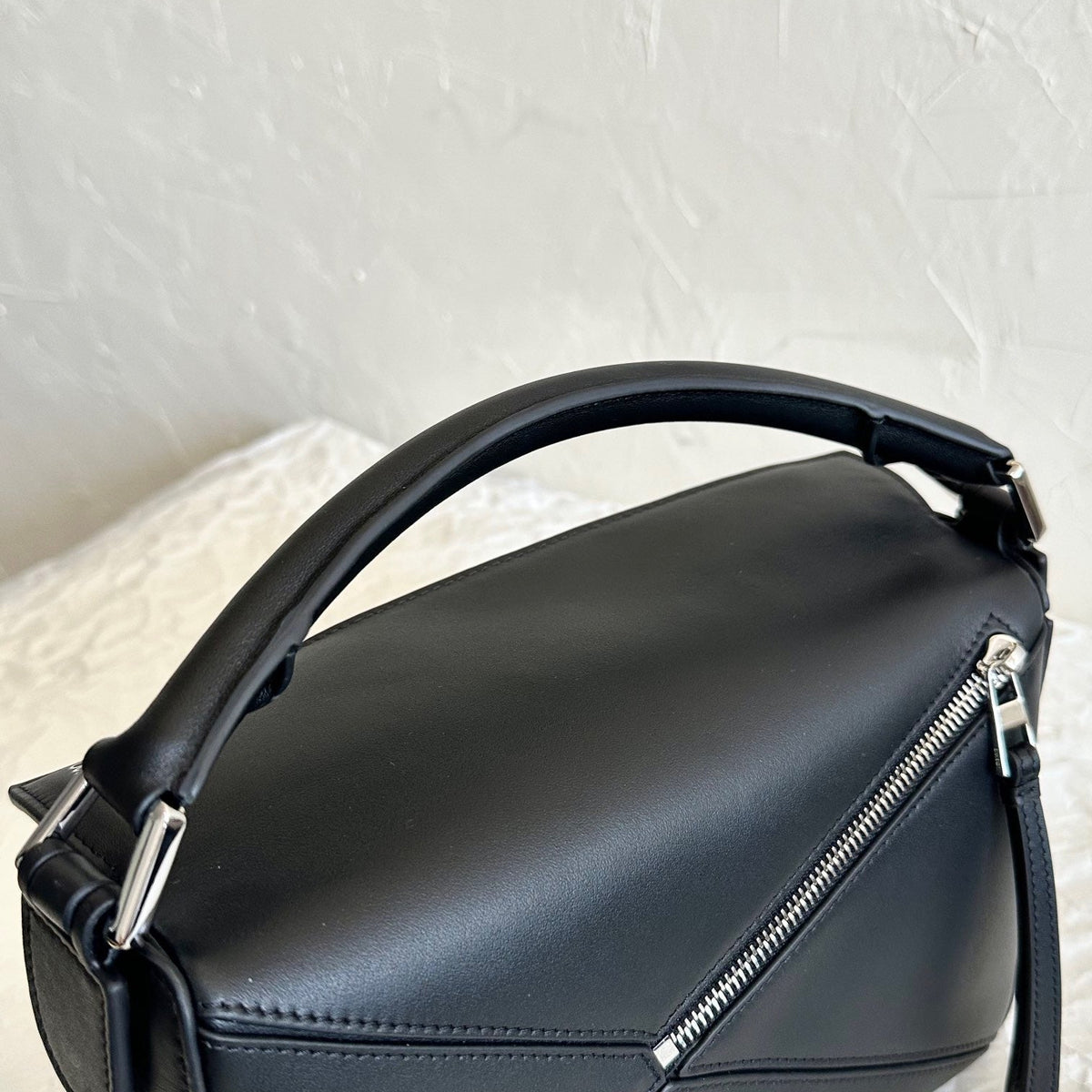 LOEW SMALL PUZZLE EDGE BAG