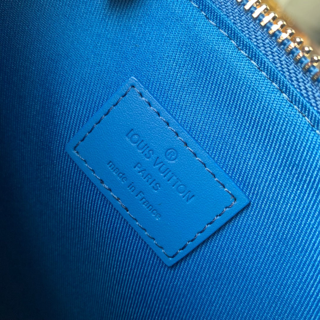 LOU TAKEOFF POUCH