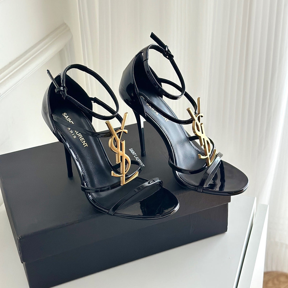 SL HEELS