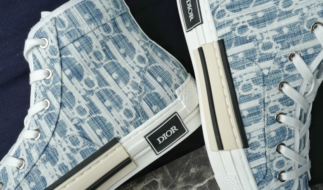 CD B23 SNEAKERS