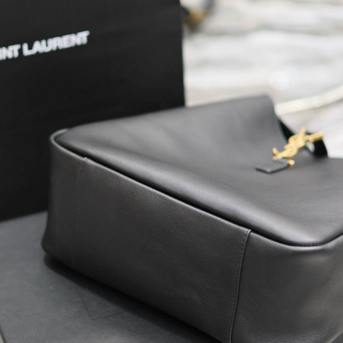 SL LARGE LE 5 À 7 SUPPLE IN SMOOTH LEATHER