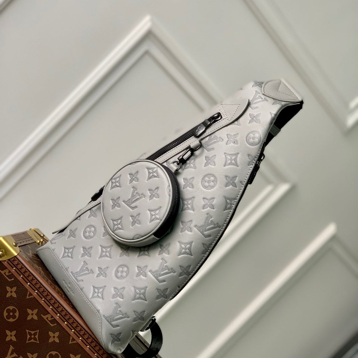 LOU DUO SLING BAG