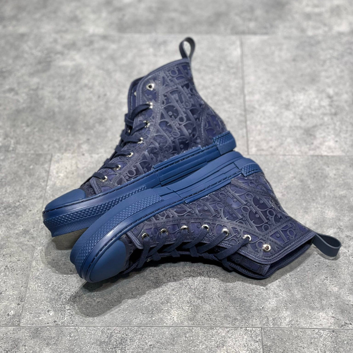 CD B23 SNEAKERS
