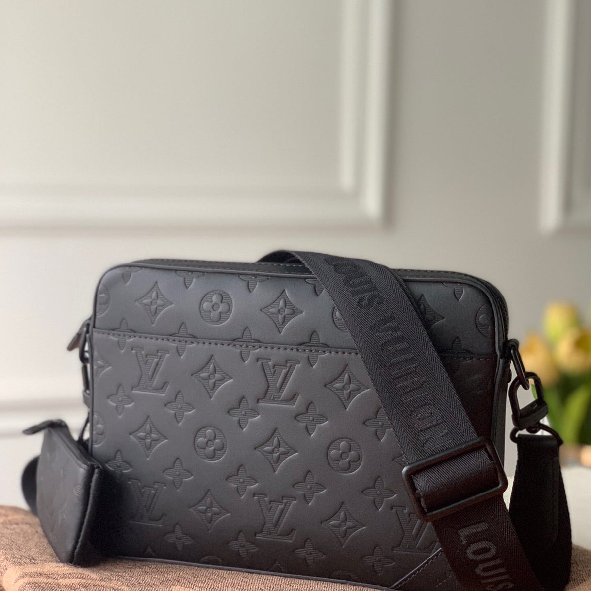 LOU DUO MESSENGER BAG ND