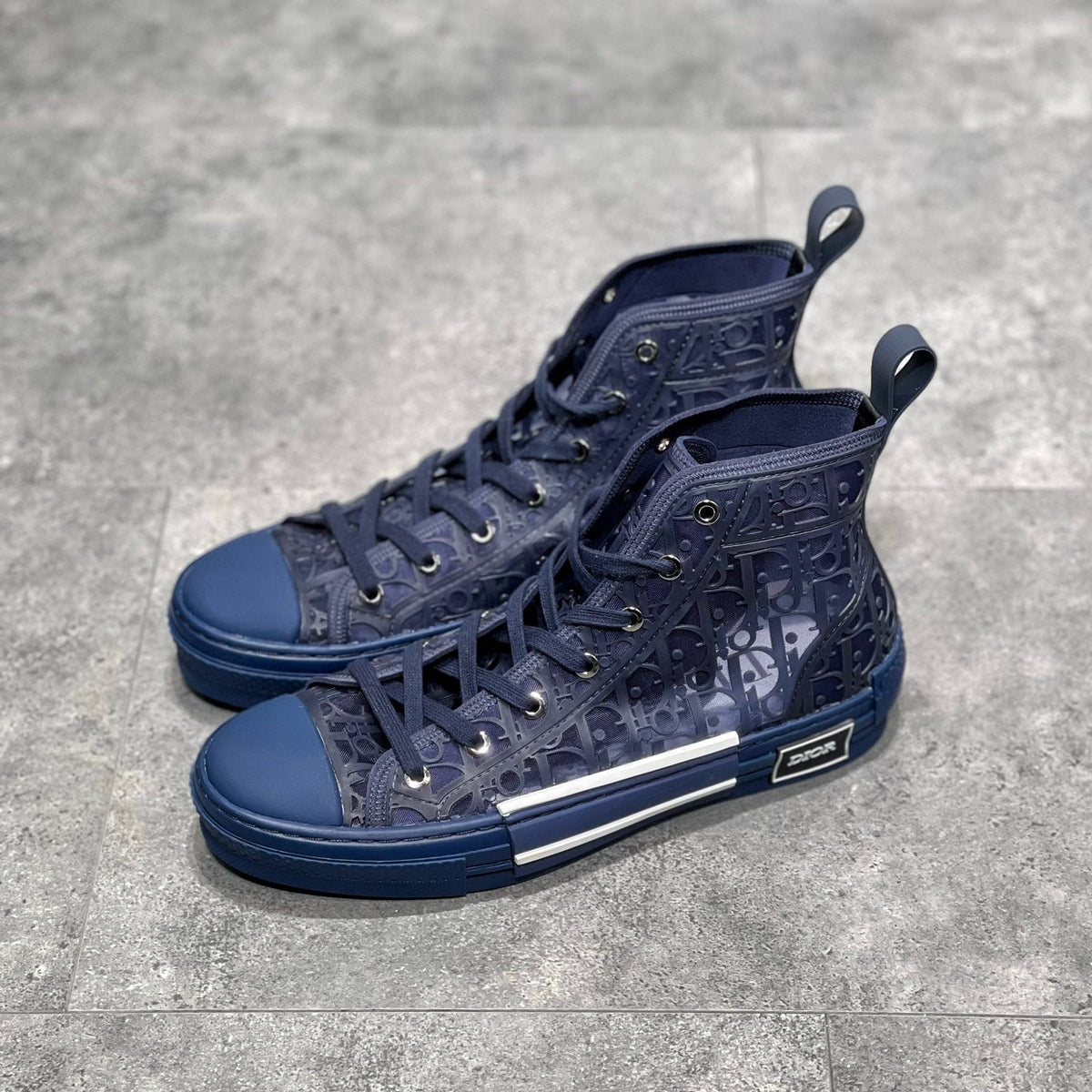 CD B23 SNEAKERS