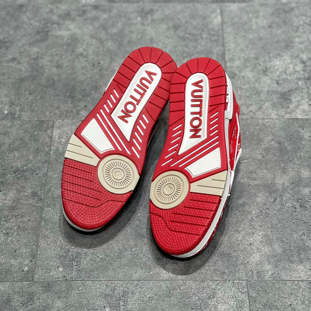 LOU TRAINERS