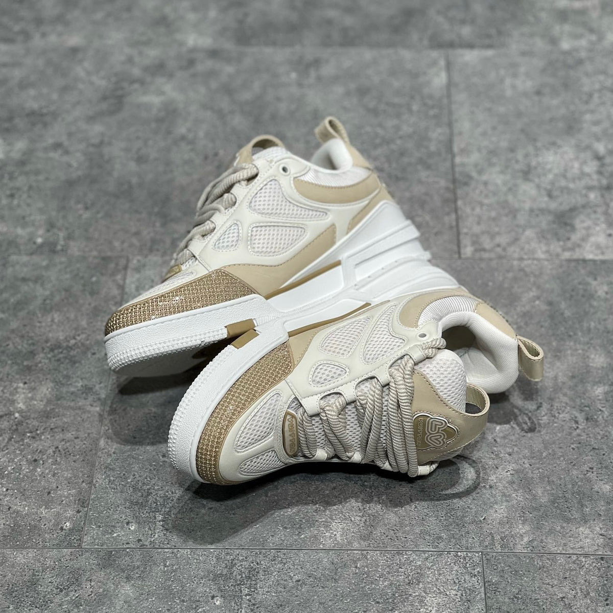 LOU TRAINERS