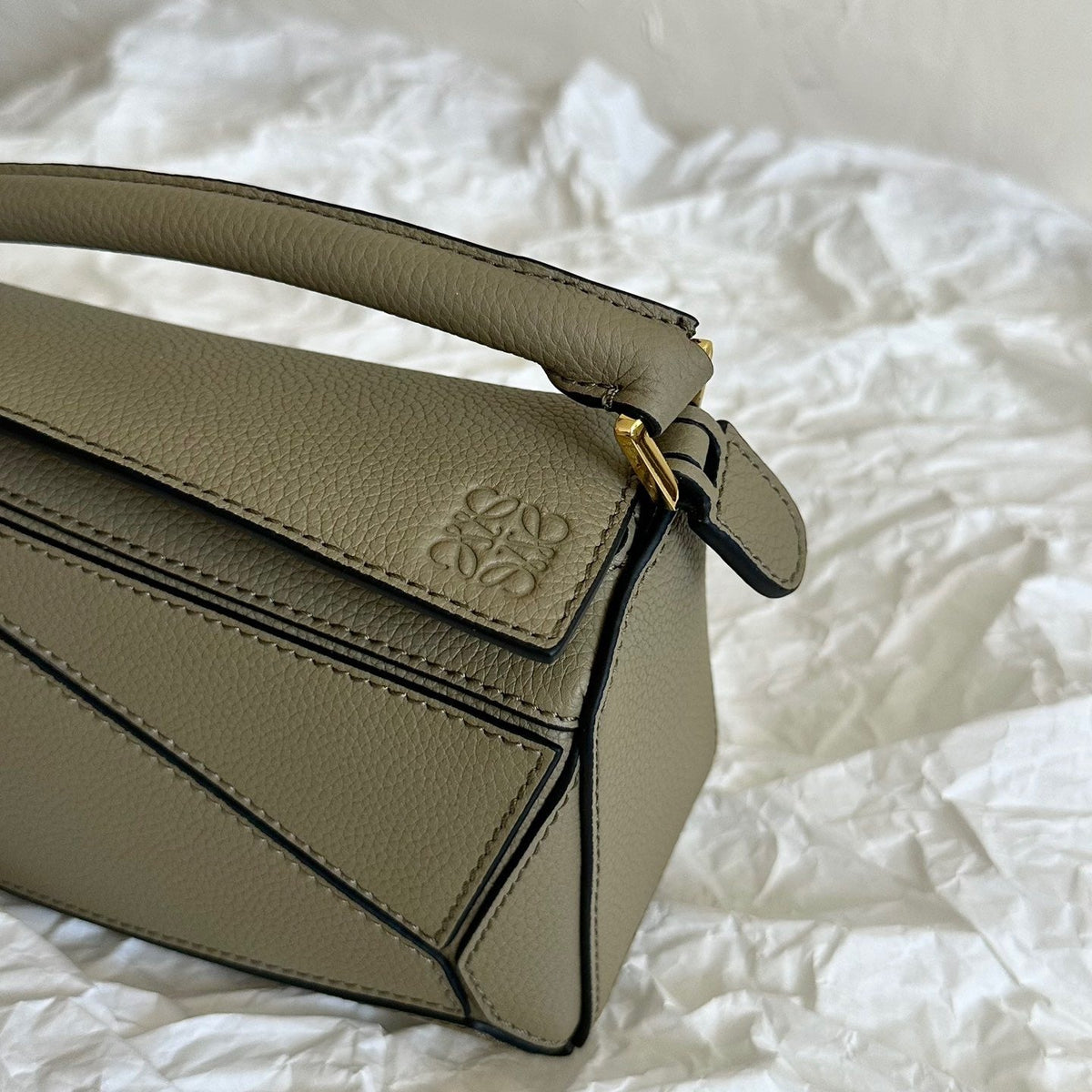 LOEW MINI PUZZLE EDGE BAG