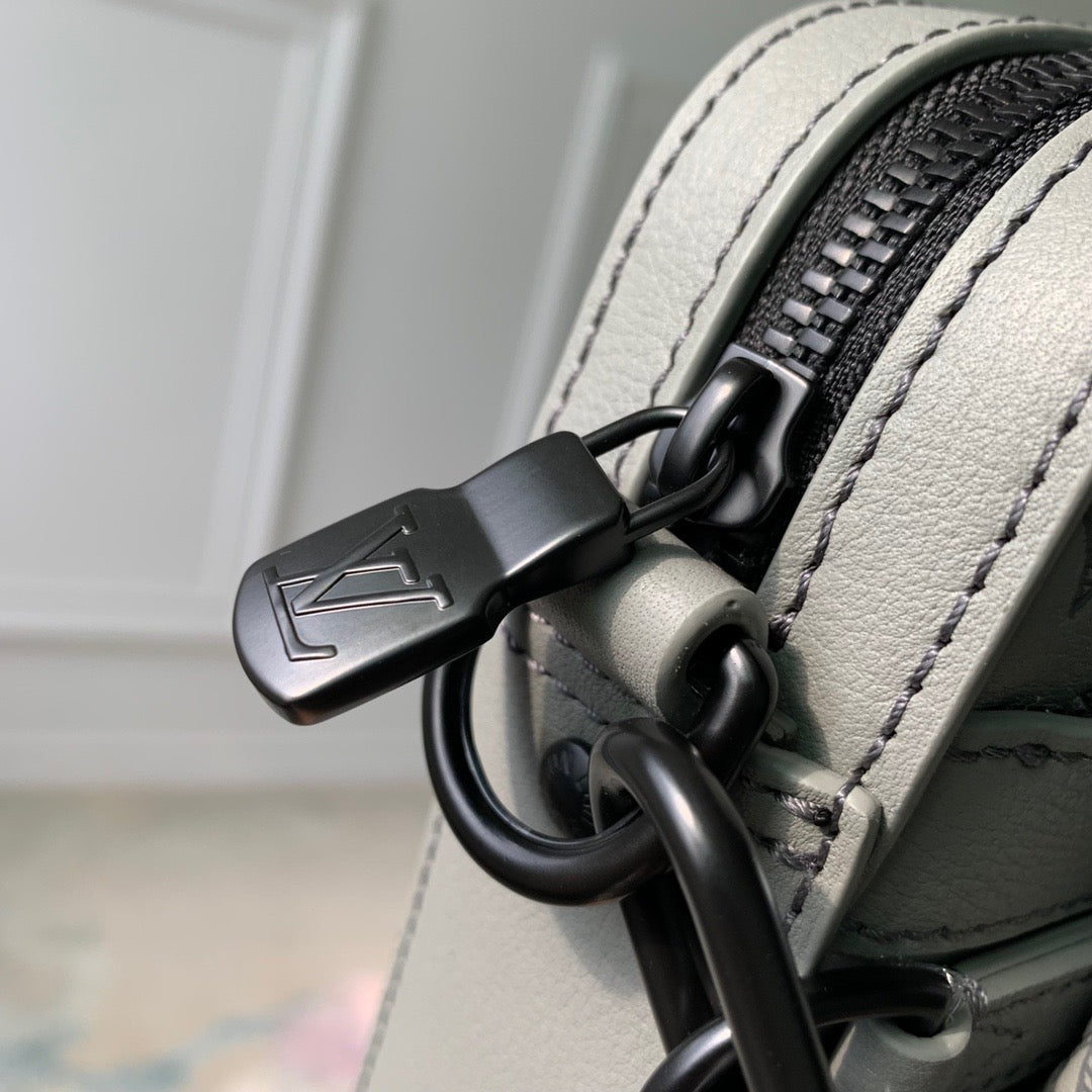 LOU TRIO MESSENGER BAG