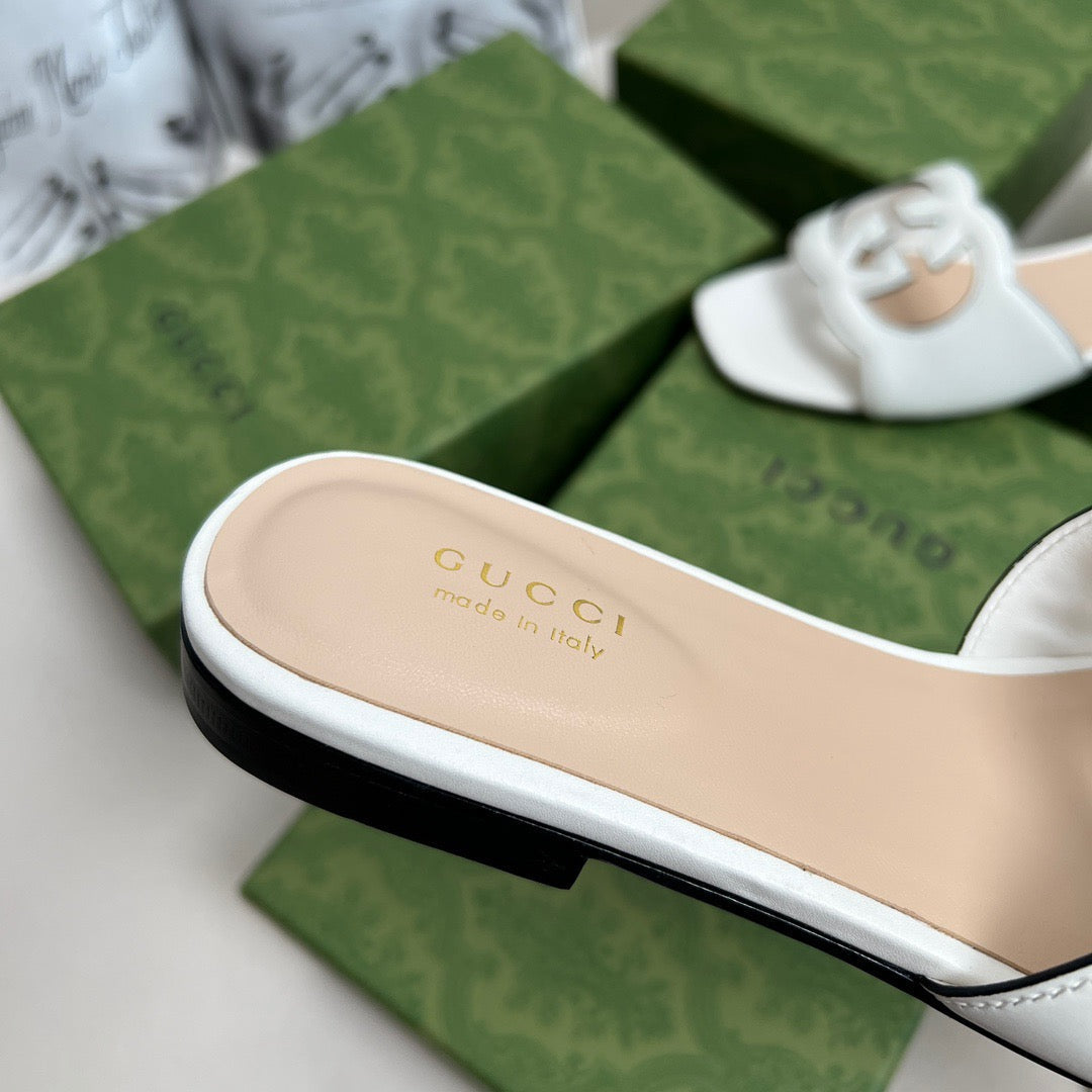 GG SLIDES