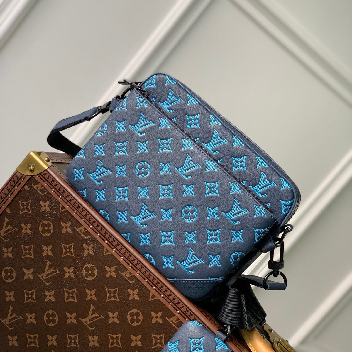 LOU TRIO MESSENGER BAG