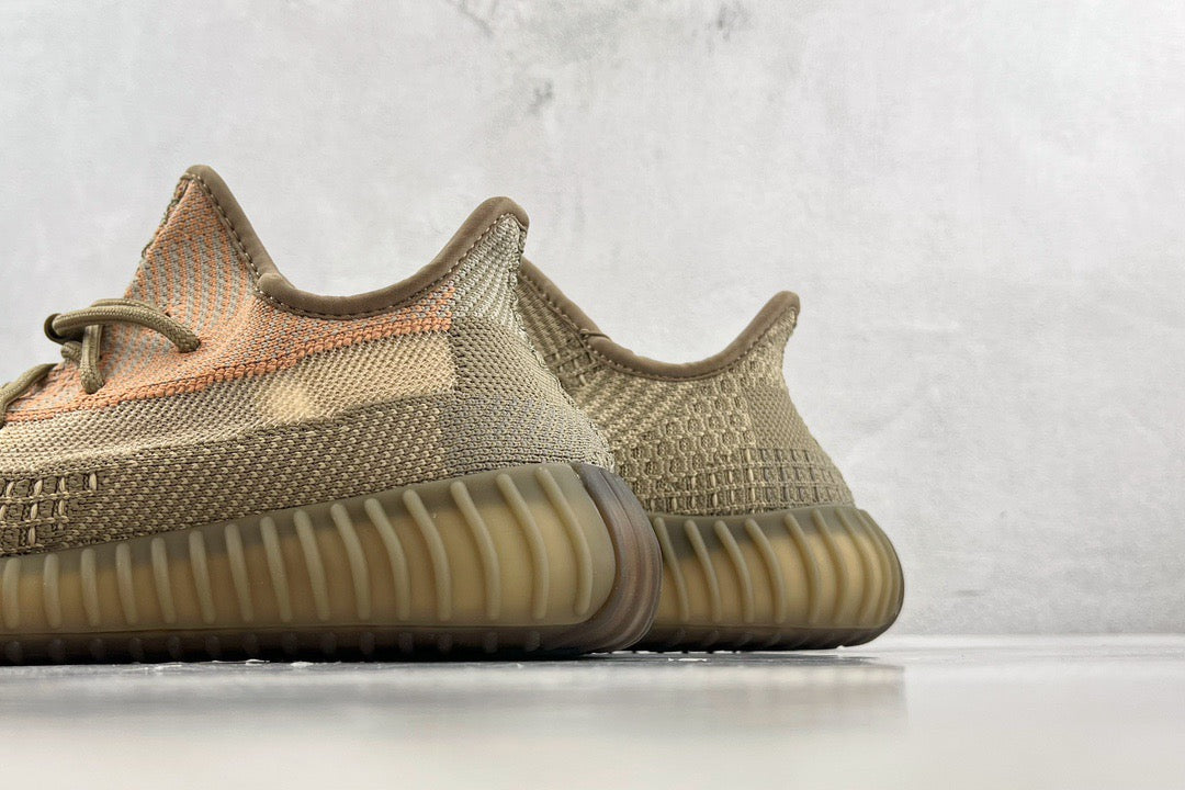YEEZY BOOST 350 V2