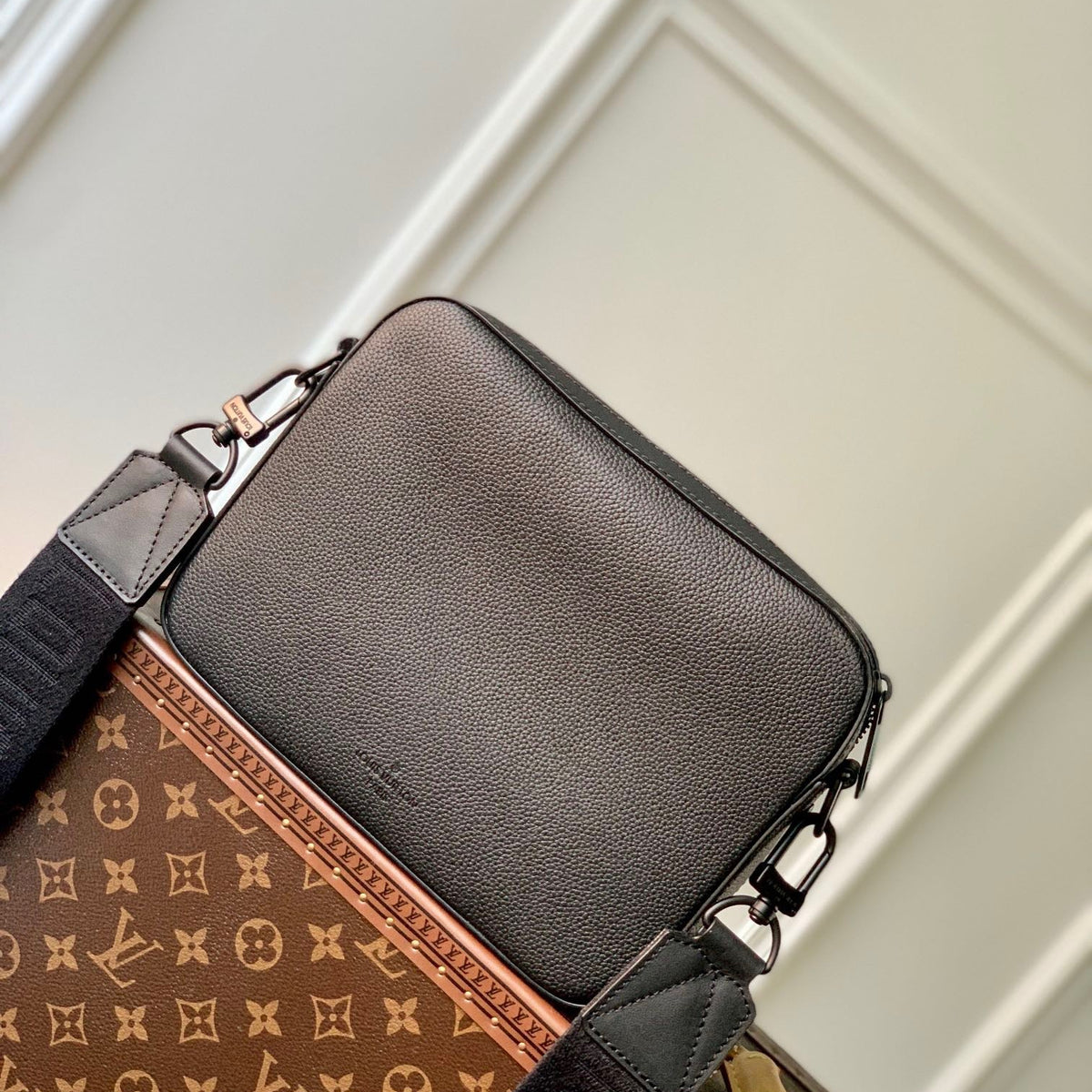 LOU FASTLINE MESSENGER BAG