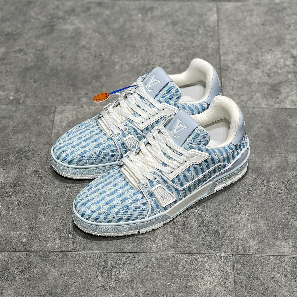 LOU TRAINERS
