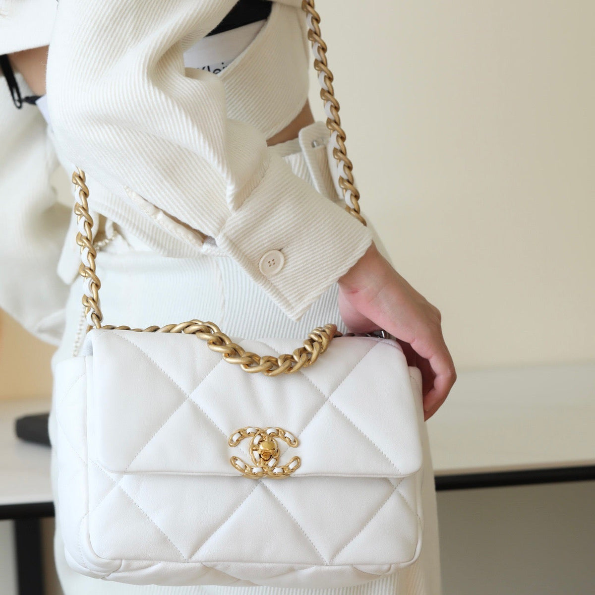 CC 19 BAG