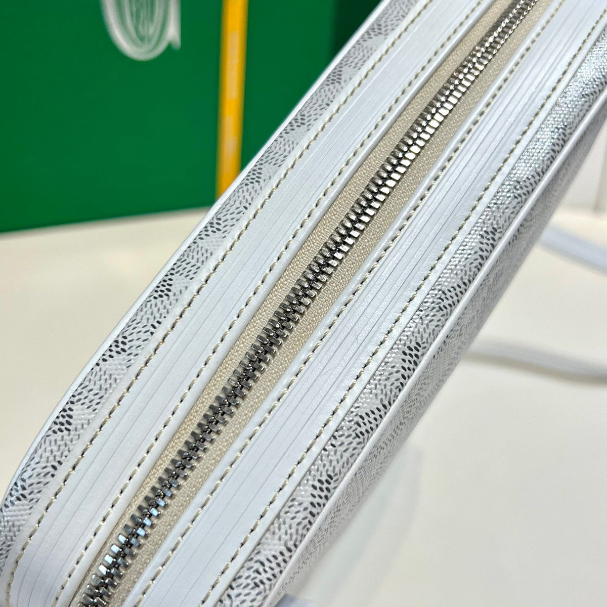 GOYA CAP VERT BAG
