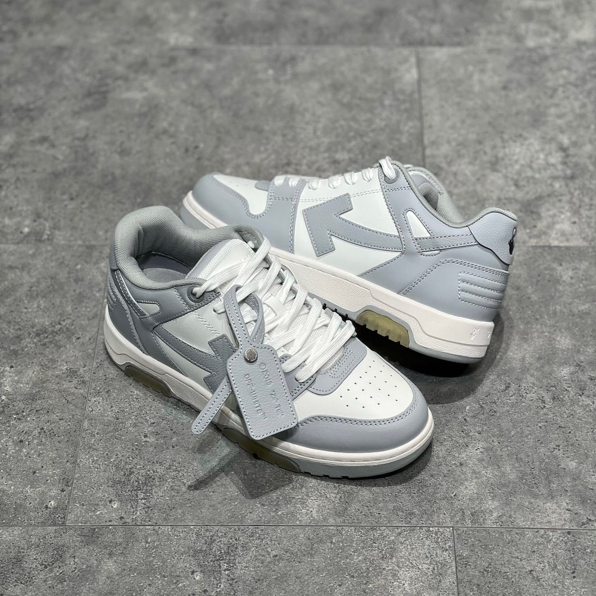 OFF W OUT OF OFFICE SNEAKERS