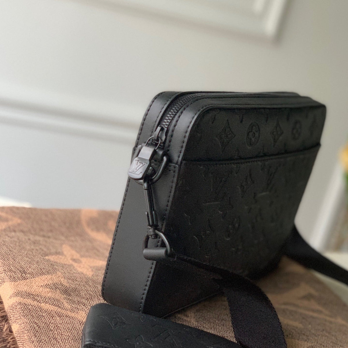 LOU DUO MESSENGER BAG ND
