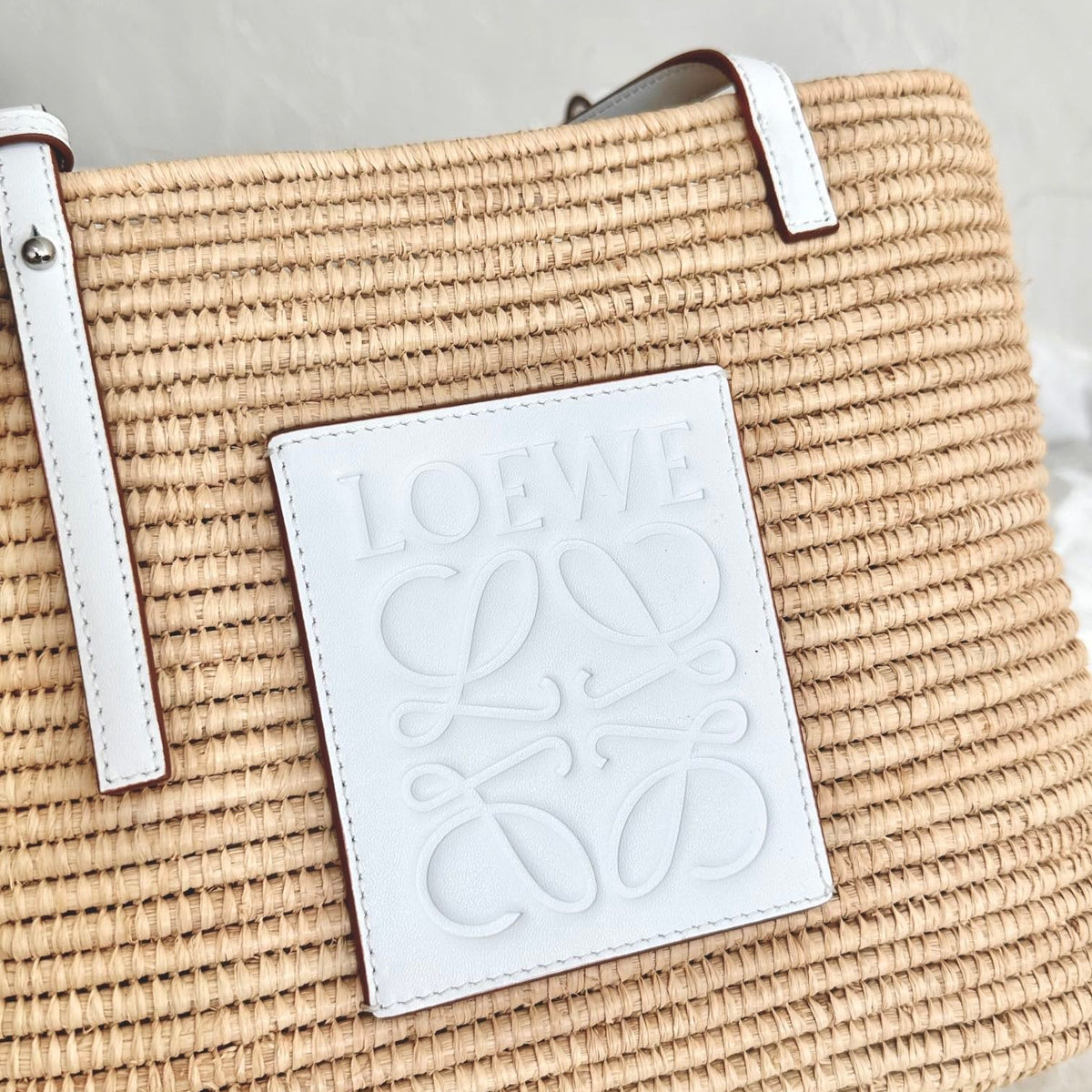 LOEW SMALL SQUARE BASKET BAG
