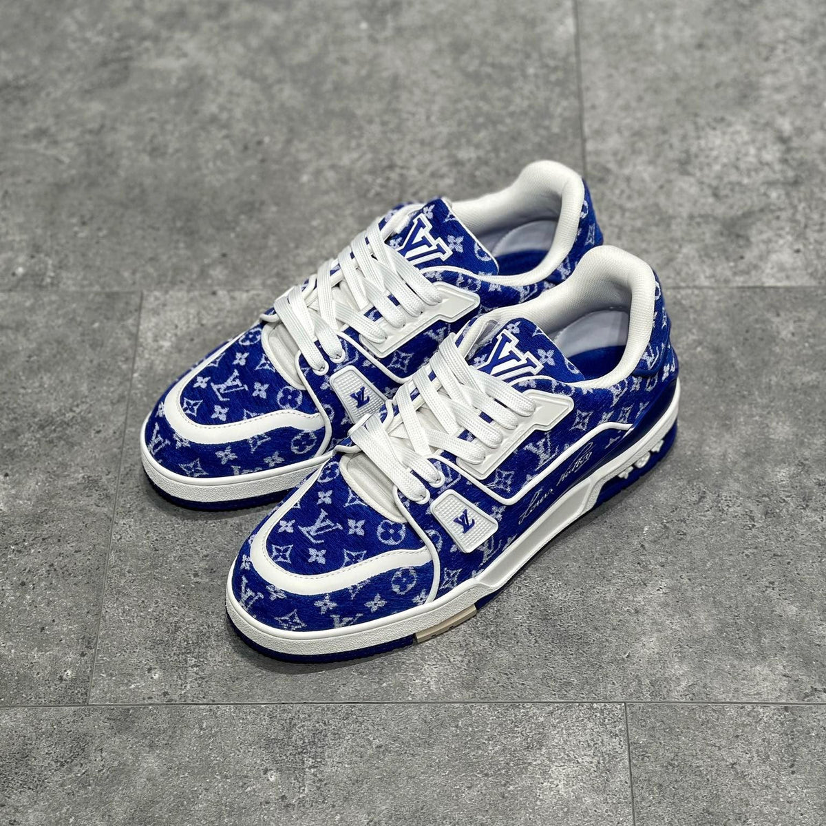 LOU TRAINERS